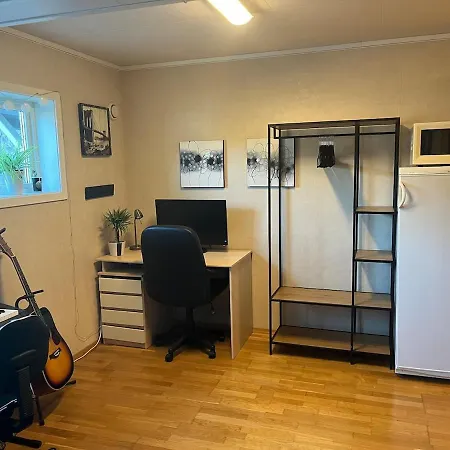Basement With Private Entrance And Parking Kristiansund
