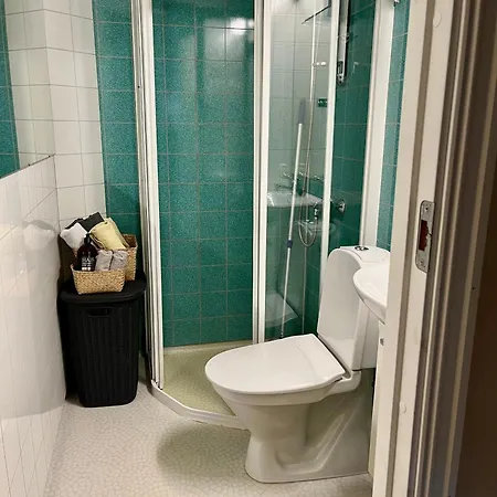 Basement With Private Entrance And Parking * Kristiansund