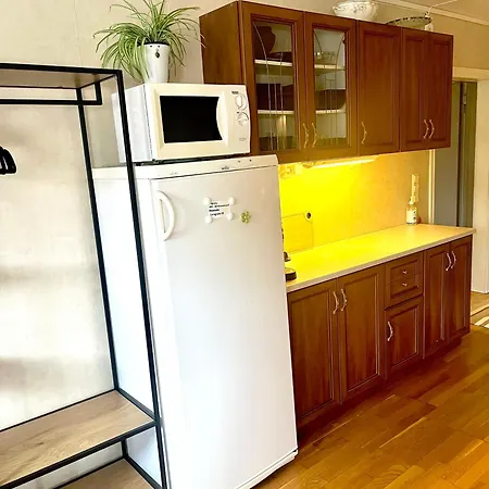Basement With Private Entrance And Parking Kristiansund
