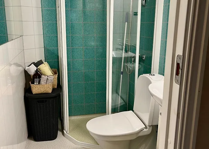 Basement With Private Entrance And Parking * Kristiansund